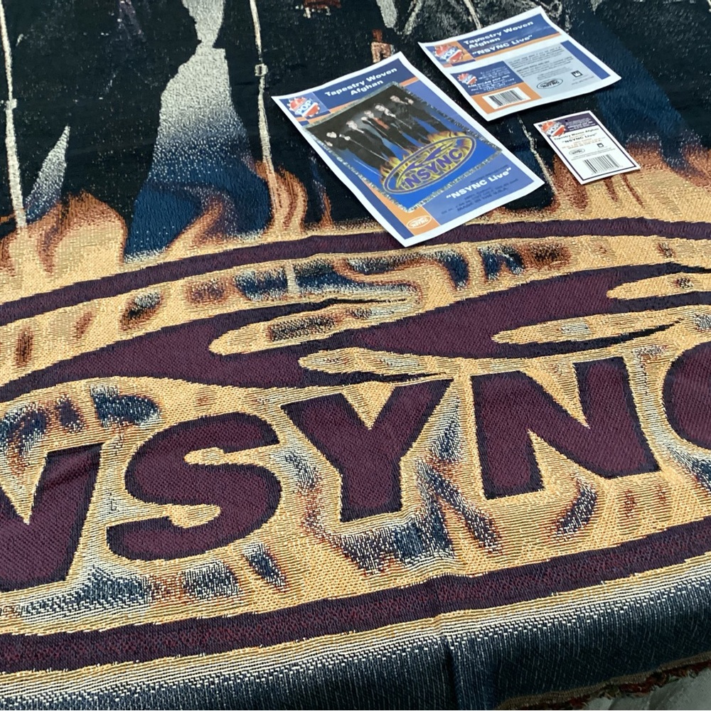 🔵 Vintage & New “NSYNC Live" Throw Blanket Afghan - Highly Collectible - Rare - Picture 5 of 9